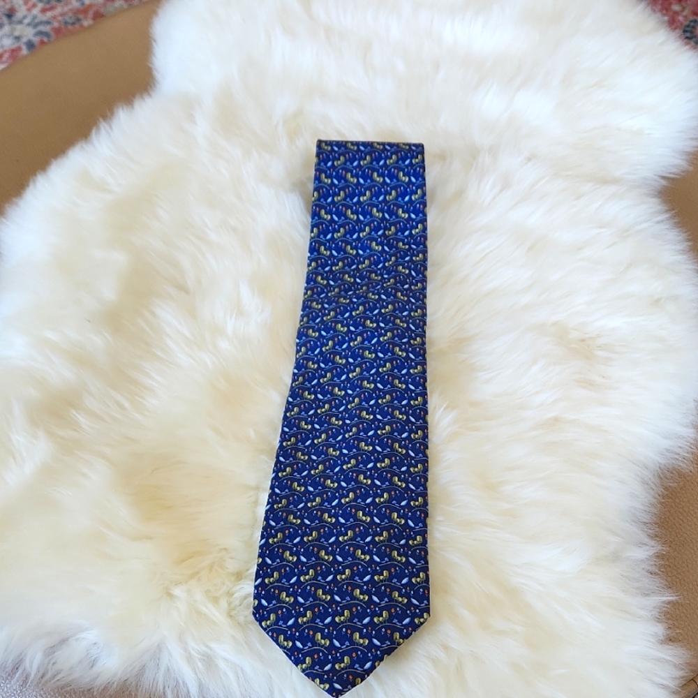 Gorgeous NWOT Salvatore Ferragamo Designer Floral Silk Tie 💙🌹🎁🇮🇹